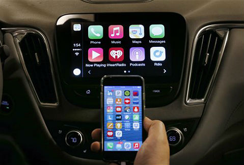Siete modelos de GM contarán con el sistema de Apple o de Android
