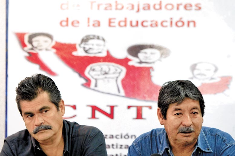 Juan José Ortega, de la sección 18 de Michoacán y Rubén Núñez, de la 22 de Oaxaca.