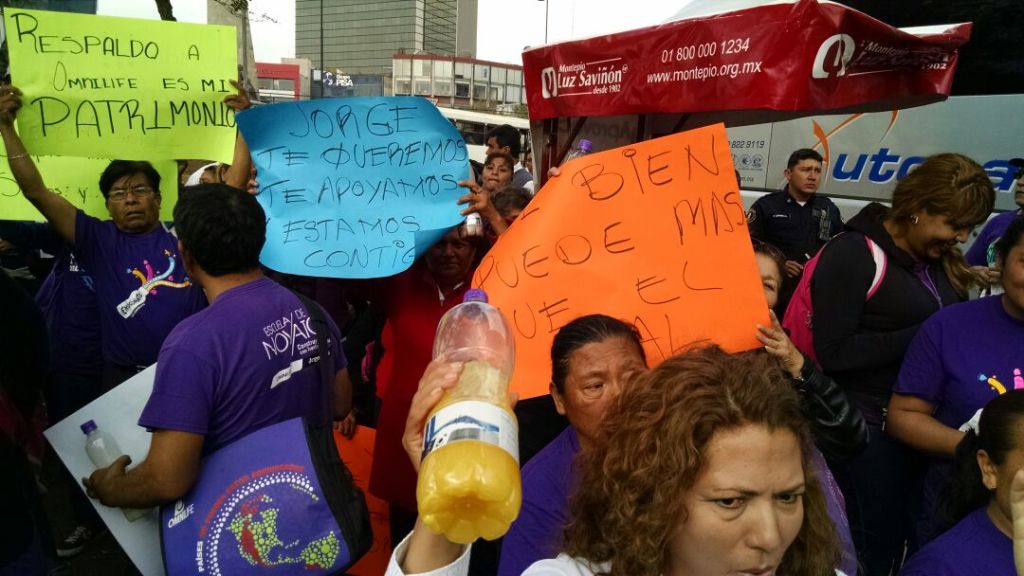 La manifestación fue organizada por José Vergara, empresario miembro de grupo Omnilife