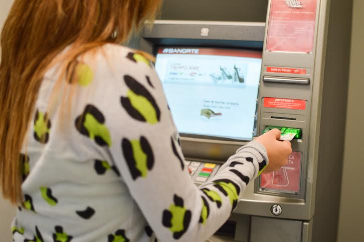 Menos de la mitad de las denuncias son resueltas en favor del usuario.