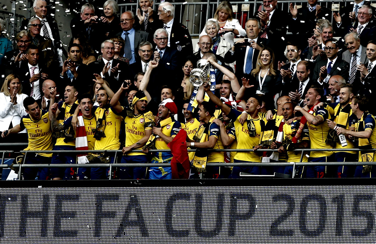 Arsenal es bicampeón de la FA