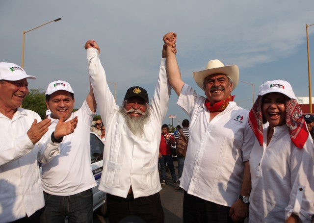 Estanislao Beltrán, "Papá Pitufo" y Chon Orihuela, candidato del PRI en Michoacán