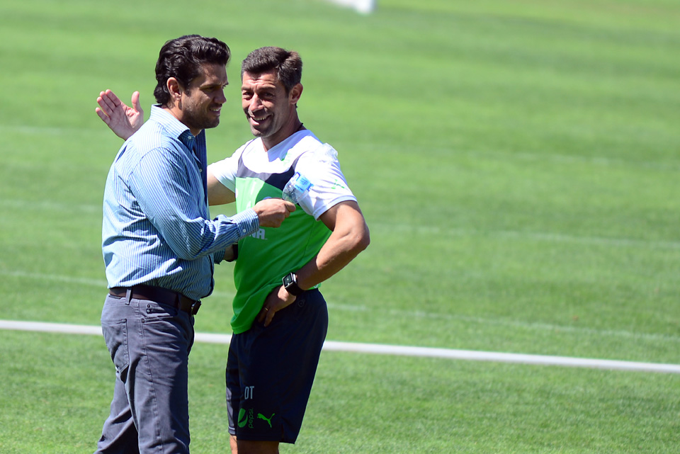 "Estamos seguros que Pedro es una persona que quiere trabajar, construir junto con nosotros", dijo de la continuidad de Caixinha.