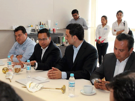 Héctor Castillo planteó la modernización en el sistema.