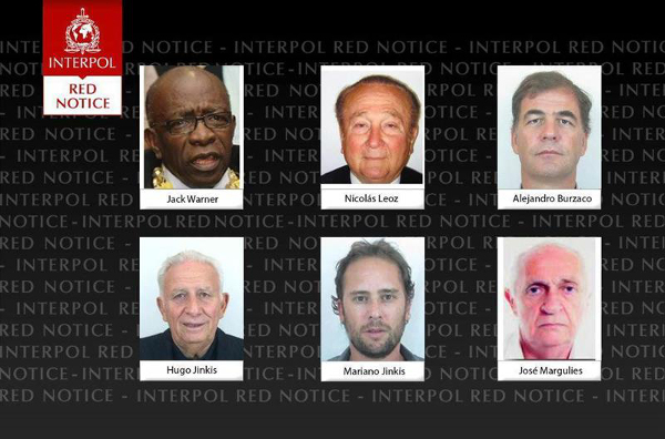 La Interpol emitió alertas rojas contra dos ex responsables de la FIFA y cuatro responsables de empresas de marketing deportivo.