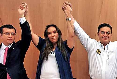 Representantes de los partidos declinantes.