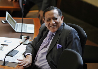 El general retirado Miguel Maza Márquez, en la Corte Suprema de Justicia de Bogotá durante el juicio en su contra