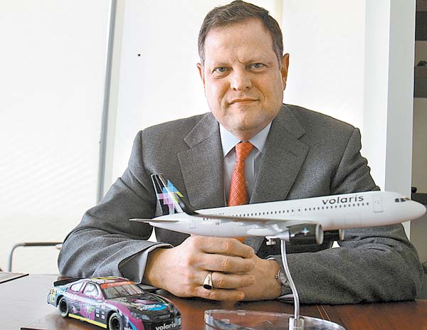 El directivo de la línea aérea en su oficina de la Ciudad de México.