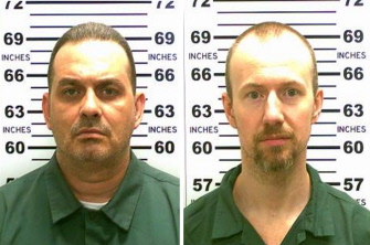 Richard Matt (i) y David Sweat, los dos presos que lograron escaparse de la prisión de Dannemora