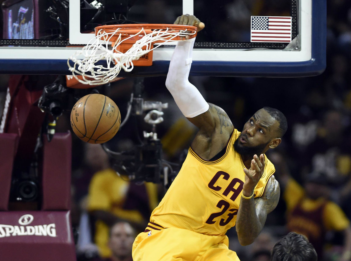 LeBron en el juego 3 de las finales contra Warriors 