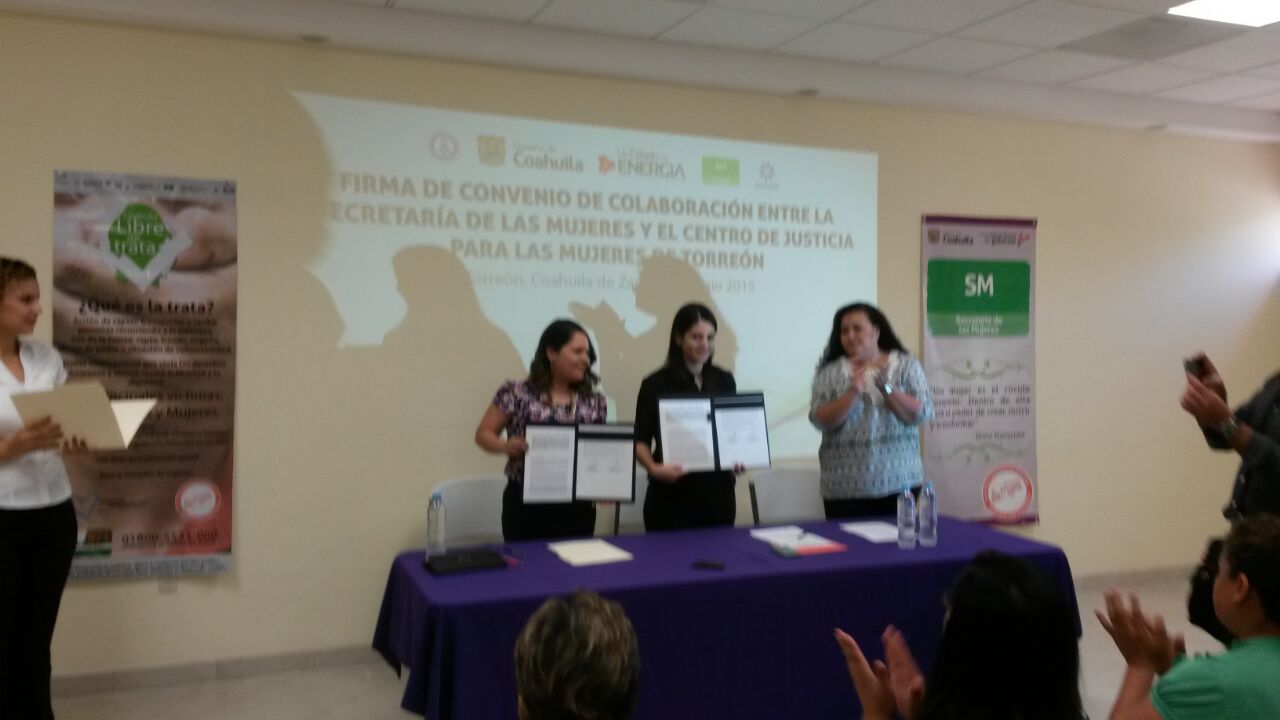 Se desarrollan programas para romper ciertos paradigmas desde la figura de la mujer madre y trabajadora.