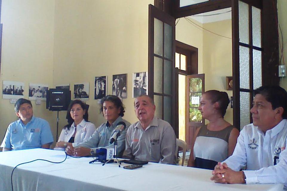 Rueda de prensa en Casa Gándara.
