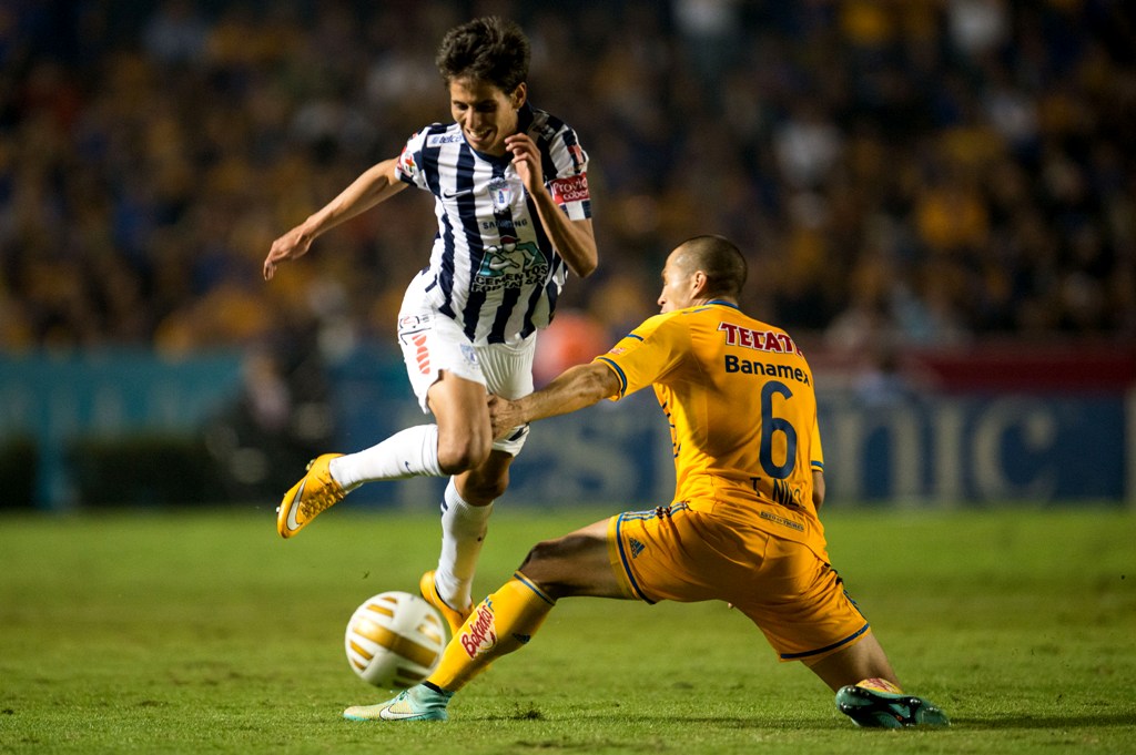 Damm en un duelo entre Tigres y Pachuca