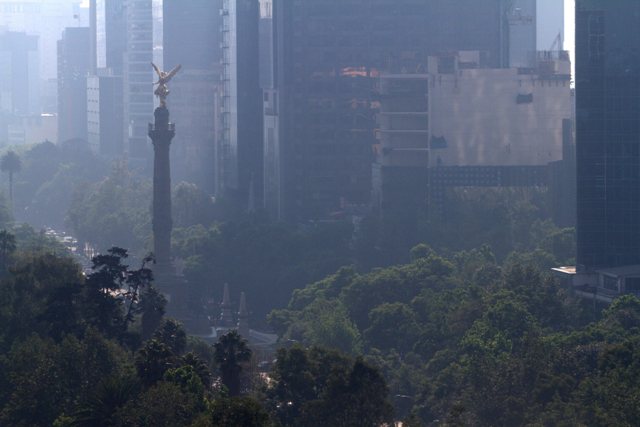 Se mantiene precontingencia ambiental en el DF