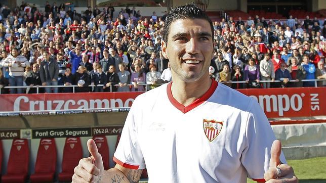 José Antonio "Perla" Reyes, delantero del Sevilla de España 