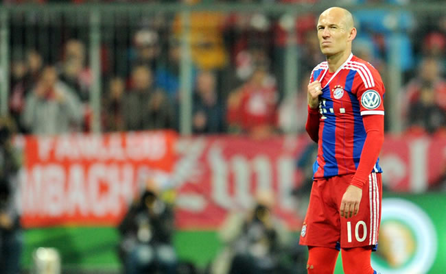 El artillero holandés Arjen Robben, fue atormentado por las lesiones con el Bayern Múnich 