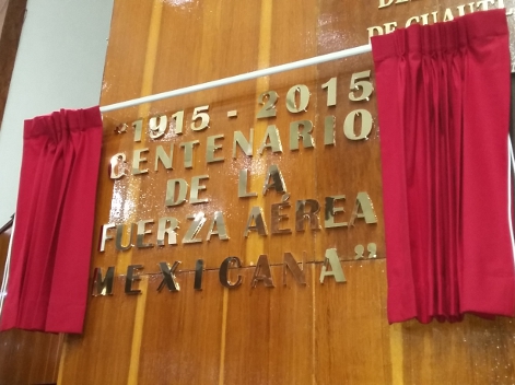 En el Congreso de Morelos develan en letras de oro la leyenda “1915-2015 Centenario de la Fuerza Área Mexicana”.