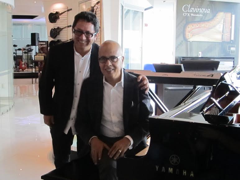 Cruzprieto e Infanzón convertirán el Centro Cultural Roberto Cantoral en un cuadrilátero sonoro en el que medirán fuerzas en un duelo piano a piano.