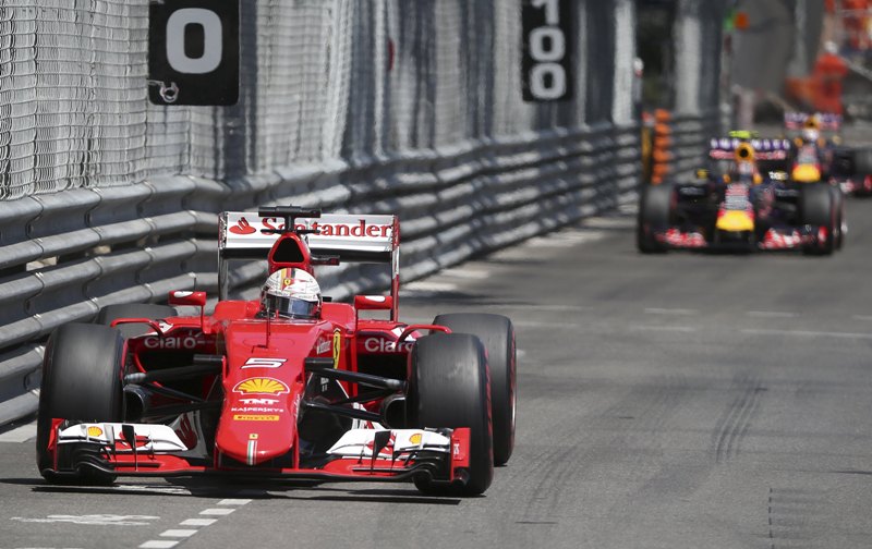 Sebastian Vettel fue once milésimas más rápido que su compatriota Nico Rosberg de Mercedes.