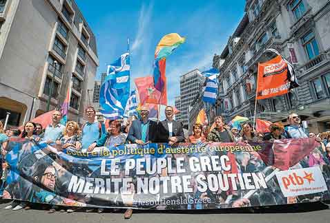 Diversas marchas tuvieron lugar este fin de semana en Bruselas y Atenas contra las políticas de ajuste.