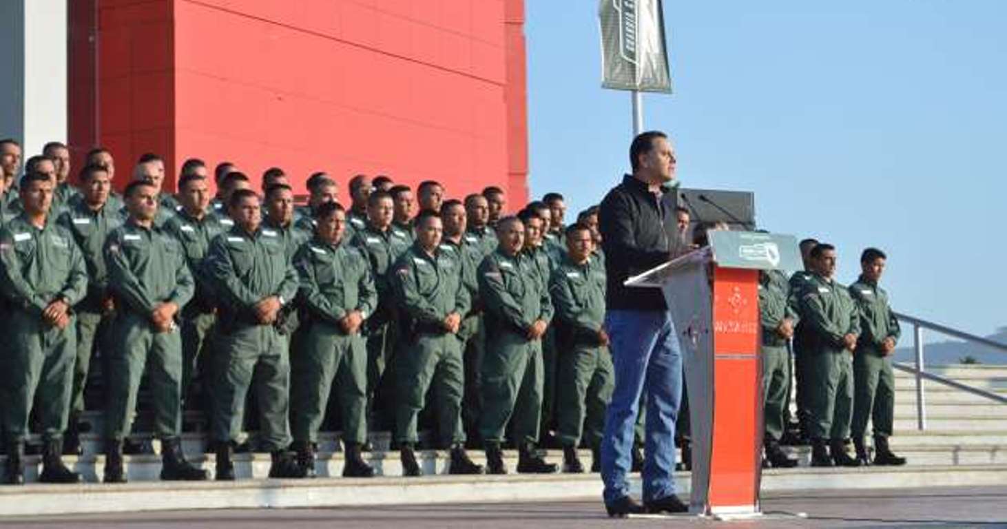 Más de 100 elementos con estudios de licenciatura que fungirán en operativos de vigilancia en los 20 municipios.