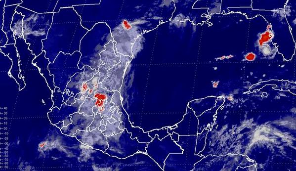 La onda tropical 6 seguirá provocando lluvias y nublados en Guerrero y Oaxaca. 