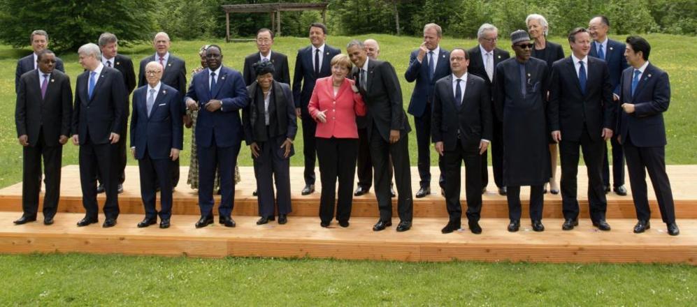 Los mandatarios del G7 y de algunos países invitados, posan en la reciente cumbre del castillo de Elmau, en Alemania