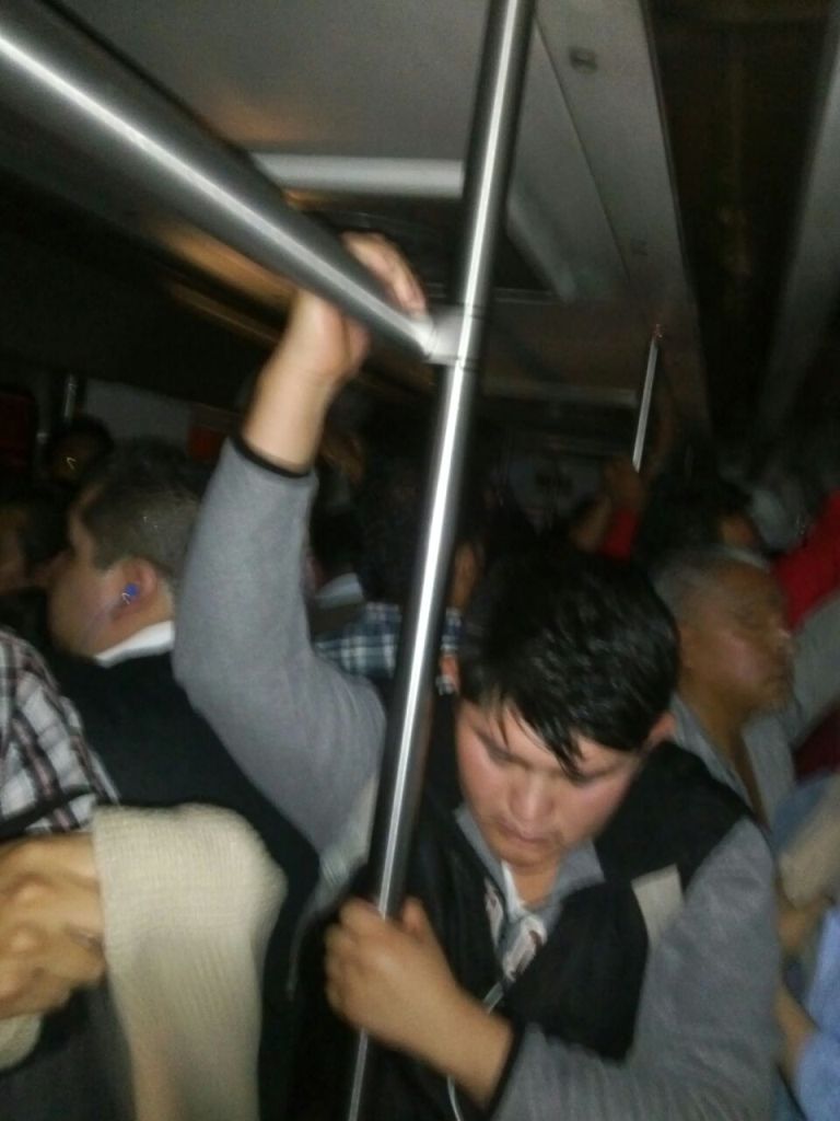 Los usuarios se quedaron atrapados entre las estaciones Candelaria y San Lázaro por media hora. 