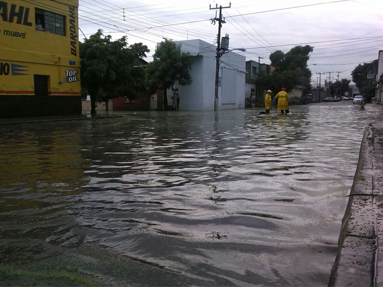 Inundación en la colonia Ferrocarril