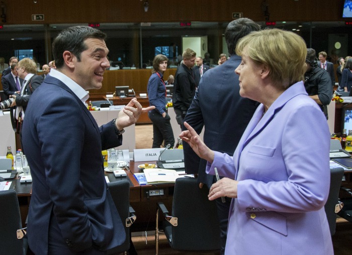 La reunión de los ministros de finanzas de la zona euro encargados de buscar una salida a la crisis de Grecia terminó el jueves sin acuerdos, aunque s