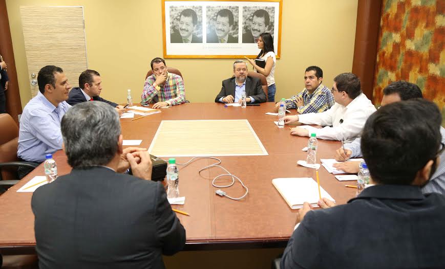 Analizan propuesta al código electoral.