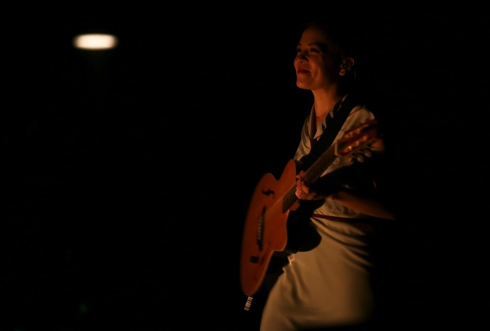 Natalia Lafourcade presentó Hasta la raíz en el teatro Diana 