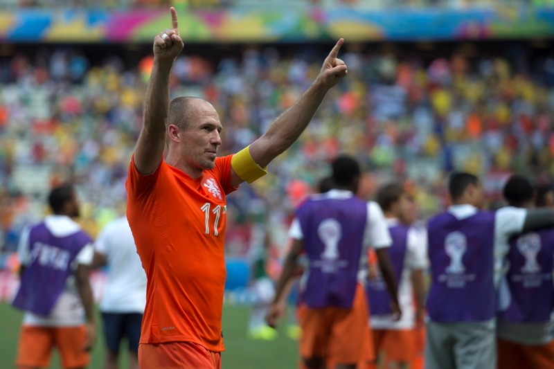 Robben celebra el triunfo ante México 