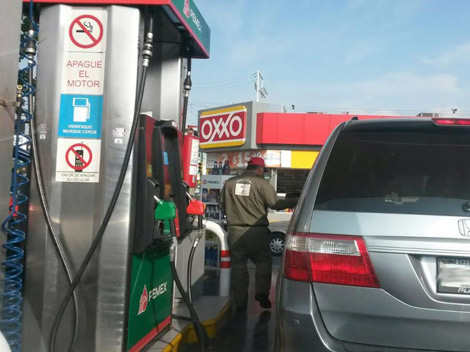 La escasez del combustible se ha reportado principalmente en franquicias de Oxxo Gas.