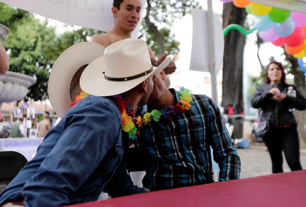 México es uno por los Niños se manifestó en contra de las jurisprudencias de SCJN que permitirá a las personas del mismo sexo contraer matrimonio