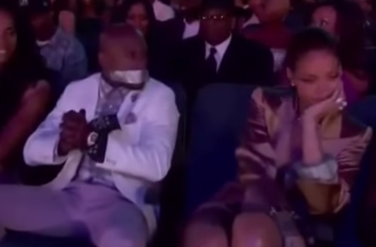 Rihanna y Floyd Mayweather en una entrega de premios 