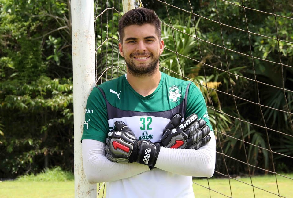 Julio González, guardameta de Santos Laguna