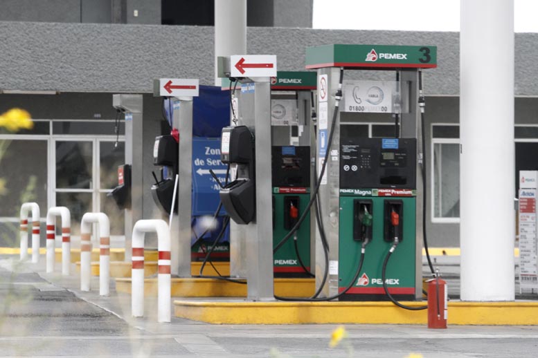 Algunos establecimientos lucen abandonados ante la falta de combustible.