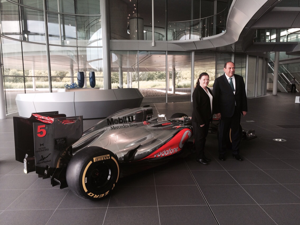 Rubén Moreira en el Centro de Tecnología McLaren.