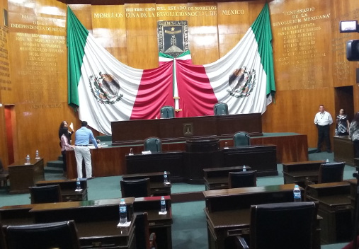 Los diputados sacarán a la Universidad de la ley. 