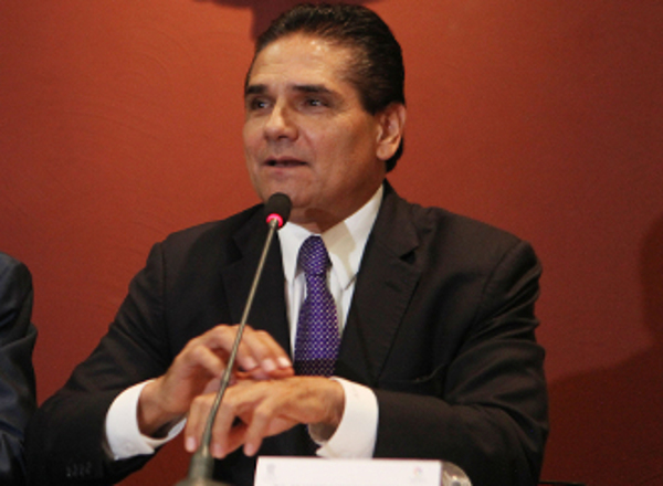Seré el único responsable de la seguridad en Michoacán: Aureoles