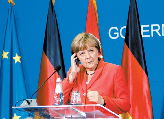 “Si el euro fracasa, Merkel fracasa”, se repite en la prensa alemana. 