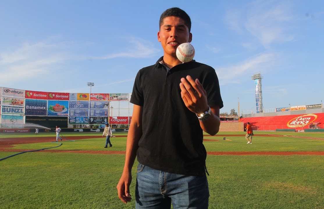 Adolfo Hernández Zúñiga, nuevo jugador de los Padres de San Diego.
