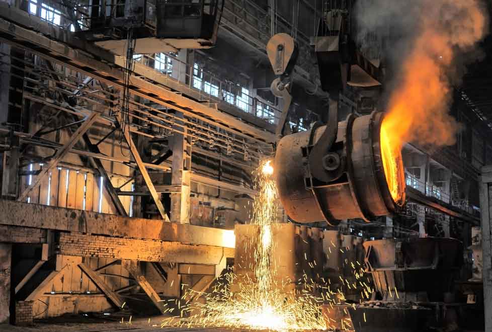 El hierro es esencial para la rentabilidad de varias compañías mineras como Anglo American, BHP Billiton, Rio Tinto y Vale.