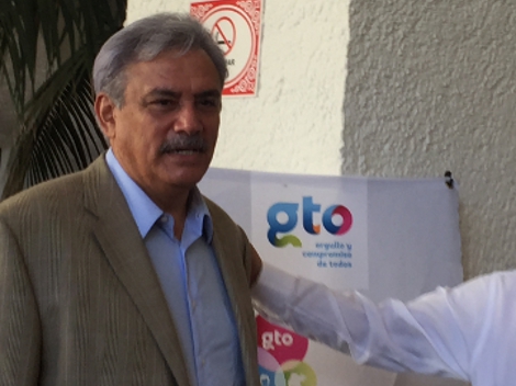 Ex gobernador de Jalisco Alberto Cárdenas estuvo en Guanajuato para impartir una conferencia magistral en el marco del Taller de Autoridades Electas 2