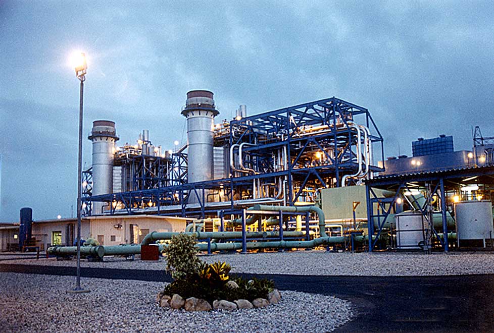 Alstom e Isolux han firmado un contrato con la Comisión Federal de Electricidad de México (CFE ) para convertir dos unidades de 158 MW en la central t