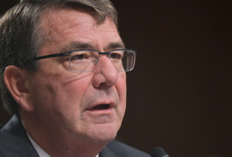 Ashton Carter, secretario de Defensa de EU, durante su comparecencia el pasado 7 de julio ante un comité del Senado 