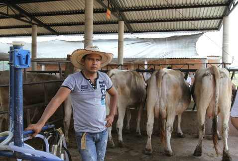 La Sedatu entregó en el Estado de México más de 8 millones de pesos del Programa de Apoyo a Jóvenes Emprendedores Agrarios.
