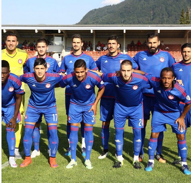 Alan Pulido fue titular en un partido amistoso con su equipo 