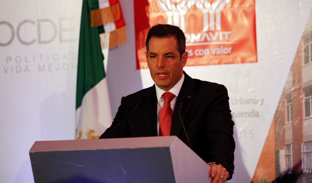 Alejandro Murat, director del Infonavit